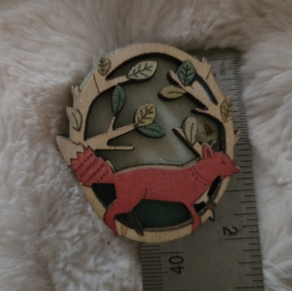 NEW! Whimsical Wood Fox Brooch - Picture 4 of 4